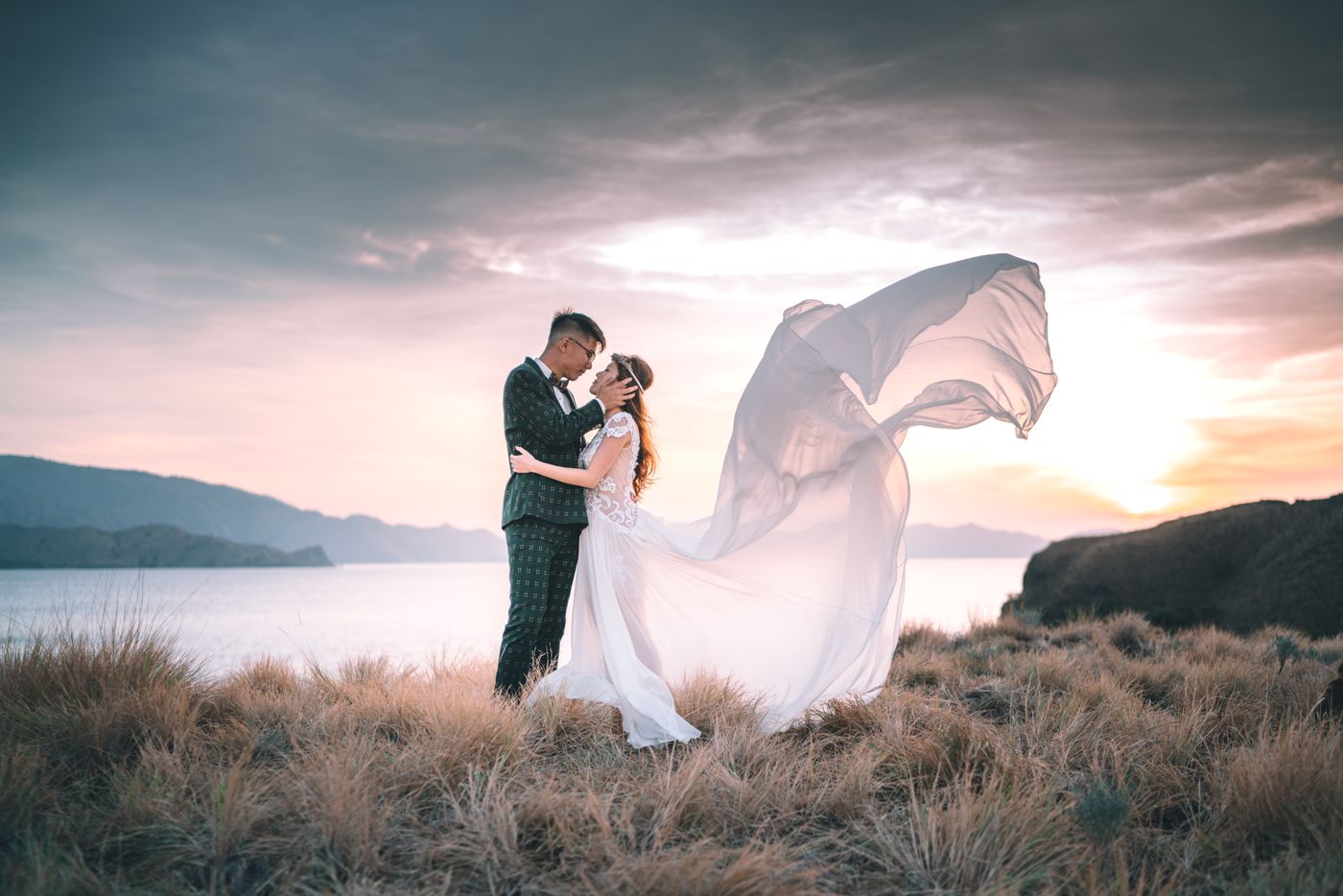 Prewedding of Sophia and Goh Cheng En across Labuan Bajo and Nusa Penida